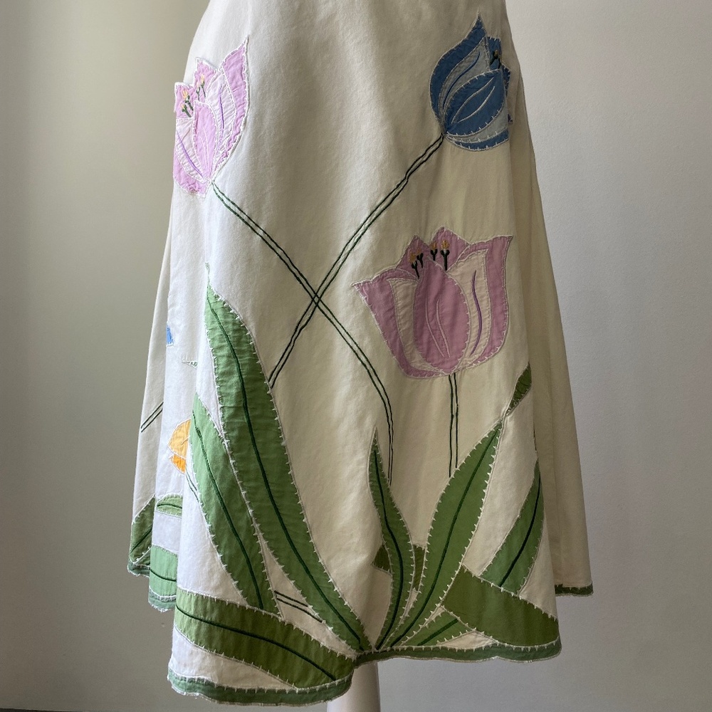 Anthropologie Elevenses Embroidered Garden Floral Tulip Skirt, Size 6